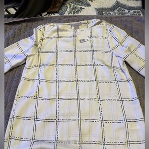H&M white and black blouse. New with tags. Size 4
